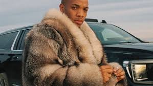 Tekno – She Hold Me For Work