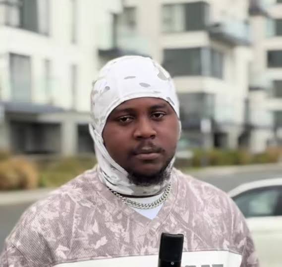 Khenyzee – Aro Oma Acoustic Version